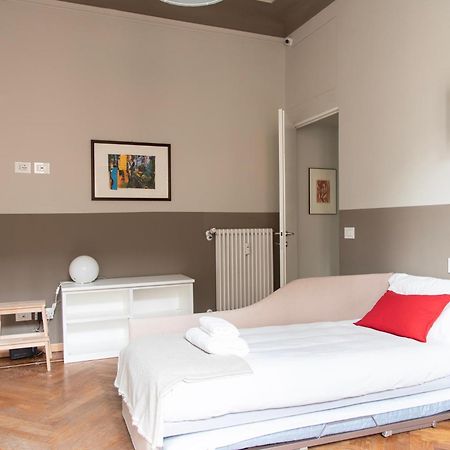 Youhosty - Chinatown Bright And Luxury Apartment Милано Екстериор снимка